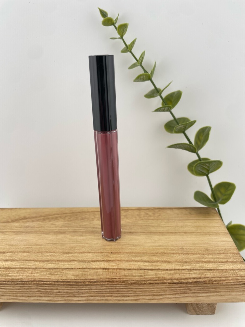 KVD | “Queen of Poisons” [Lolita] | Everlasting Hyperlight Lipstick (New!) 🥀
